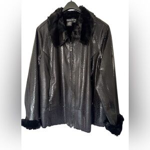 Pamela McCoy Black Faux Snakeskin Jacket Fur Collar Cuffs